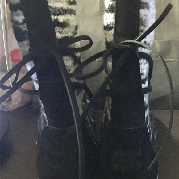 Toms boots - Picture 3 of 7